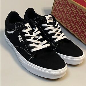 Vans Men's Seldan Black and White Canvas Sneakers